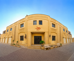 نمای بیرونی هتل